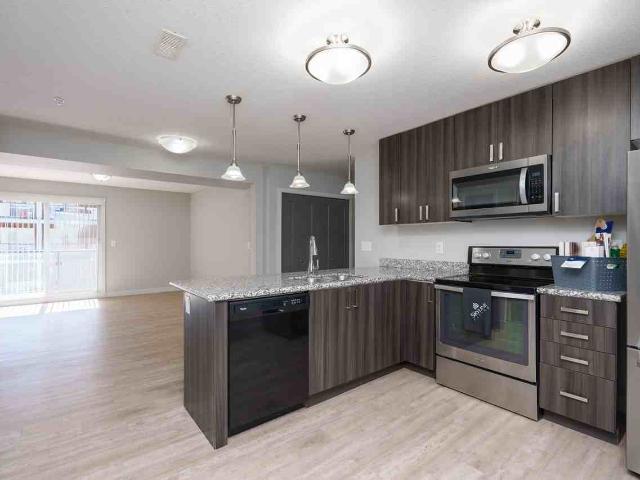 Addison Square Apartments 2 Bedroom Apartment for Rent at 10 10, 11 & 20 El Tassi Drive, Winnipeg, MB R3W 0L3