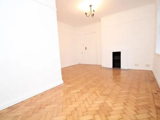 Addiscombe Road, Croydon CR0, Property for rent