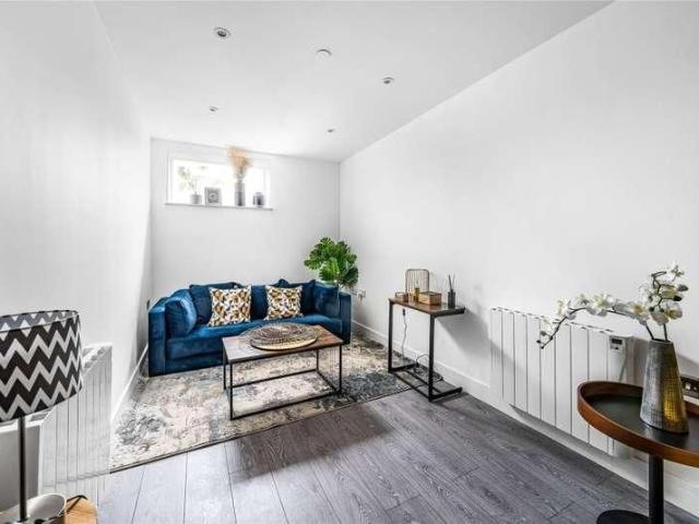 Addlestone, Surrey, KT15