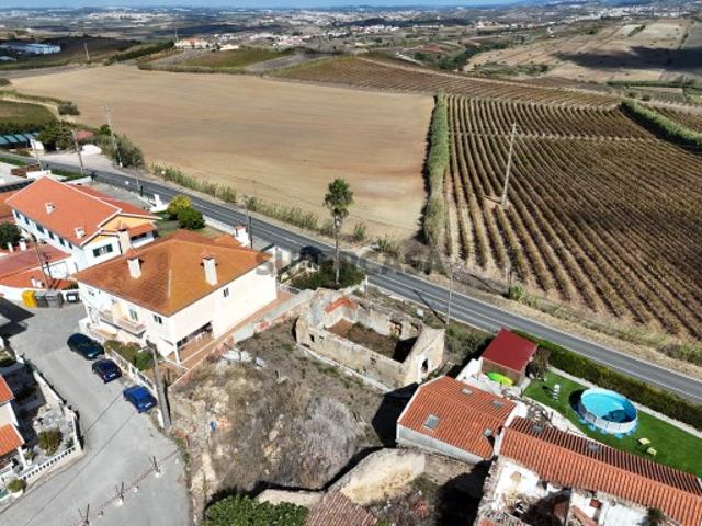 Adega em Ruína com lote de 529 m² Encarnação, Mafra