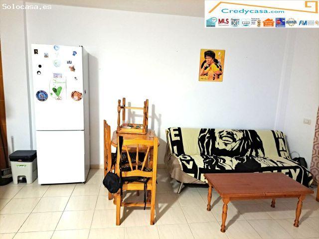 Adeje. Armeñime. Piso 1 habitacion, balcon, salon comedor cocina abierta, cuatro lavadero. no necei
