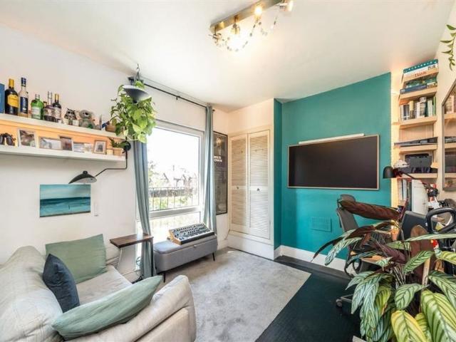 Adelaide Avenue, SE4, London