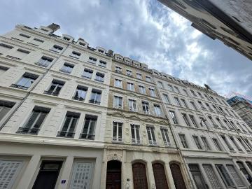 ADELAIDE D5? T2 entièrement rénové ? 48,16 m² ? LYON 2 ? Quartier Ainay / Bellecour