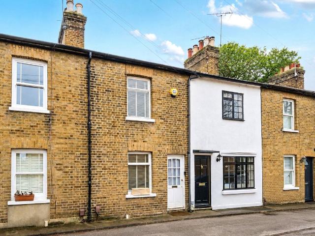 Adelaide Place, Weybridge KT13, 2 bed terraced house to rent, £1,750 pcm | PrimeLocation