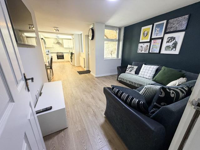 Adelaide Road L7, 3 bed shared accommodation to rent, £542 pcm | PrimeLocation