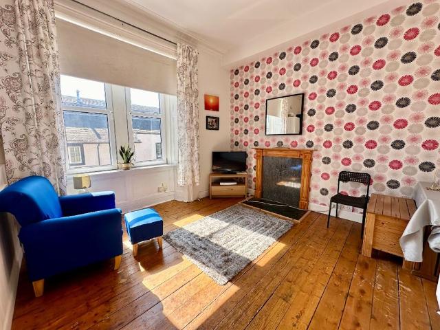 Adelphi Grove, Portobello, Edinburgh, EH15 1AP