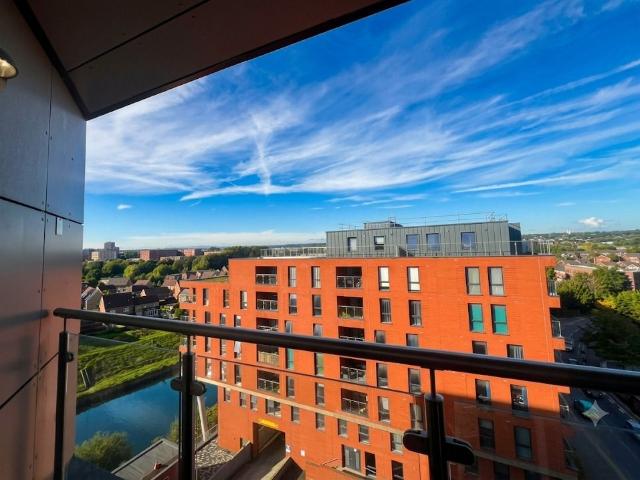 Adelphi Street, Salford M3, 2 bed flat to rent, £1,750 pcm | PrimeLocation