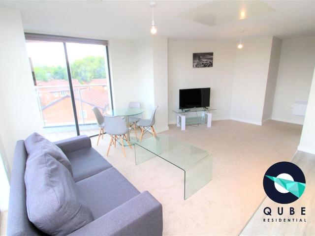 Adelphi Wharf 1C, 11 Adelphi Street, Salford, Greater Manchester M3, 2 bed flat to rent, £1,300 pcm | PrimeLocation
