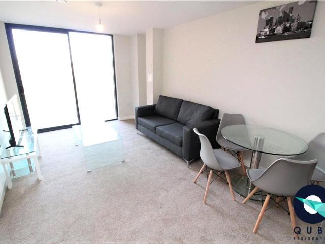 Adelphi Wharf 1C, 11 Adelphi Street. 2 bed flat to rent £1,275 pcm £294 pw