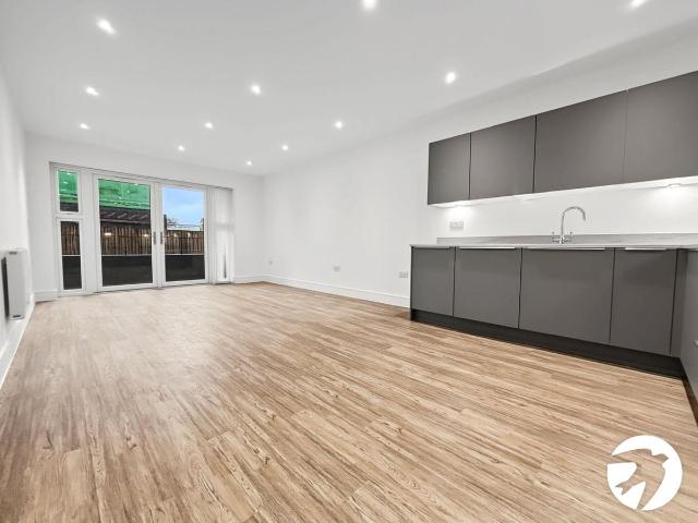 Adit Road, Erith DA8, 2 bed flat to rent, £1,835 pcm | PrimeLocation