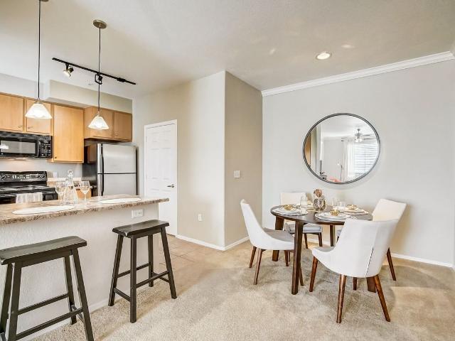 Adiamo Palm Valley 3 Bedroom Apartment for Rent at 2100 N 145th Ave, Goodyear, AZ 85395