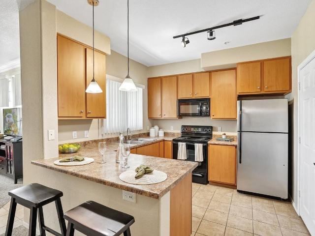 Adiamo Palm Valley 2 Bedroom Apartment for Rent at 2100 N 145th Ave, Goodyear, AZ 85395