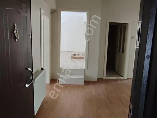 Adil Emlak'tan Acil Satılık İstasyon Cd Yakını 3+1 Daire