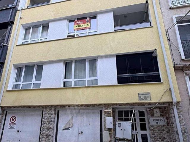 ADIM GAYRİMENKULÇARŞI MERKEZDE E.BANYOLU ARA KAT 110m2 2+1