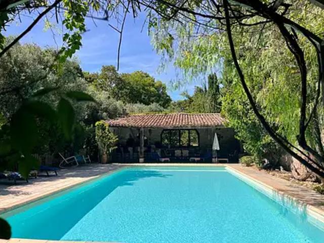 Adissan 34230 Achat / Vente maison 12 pièces t12 piscine jardin