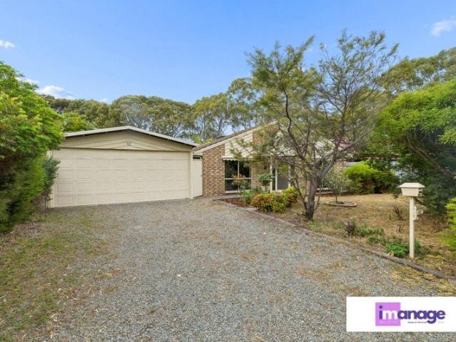Adjoining to Richards Park Playground opposite Wirreanda Secondary School Separate 26sqm studio, rumpus room or teenage retreat!