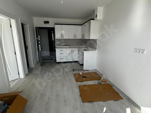 BAHÇELİEVLER 1+1 SIFIR FIRSAT SATILIK APART BU FİYATA YOK!