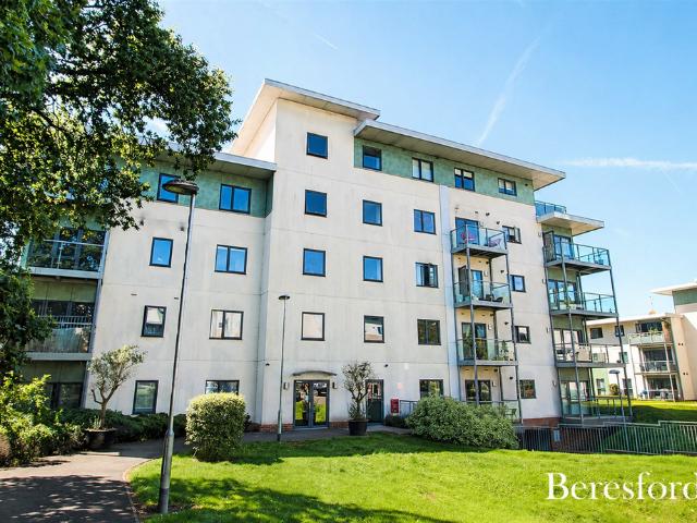 Adlington House, Rollason Way, CM14 2 bed apartment to rent £1,595 pcm £368 pw