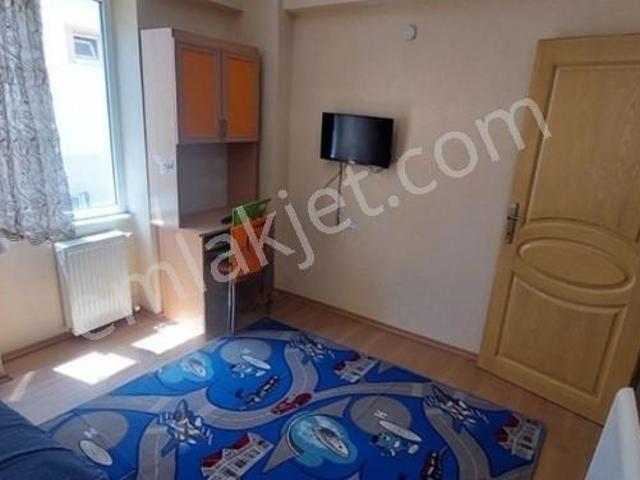 Adliyeye Yakın Ara Kat 2+0 Eşyalı Apart