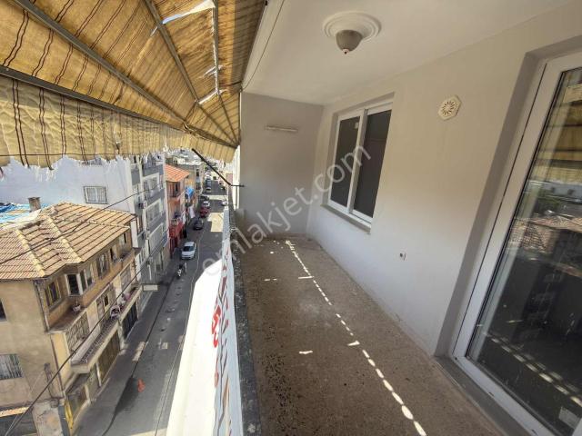 Adliyeye Çok Yakın Mahmudiye'de 3+1 Temiz Binada Kaçmaz Daire