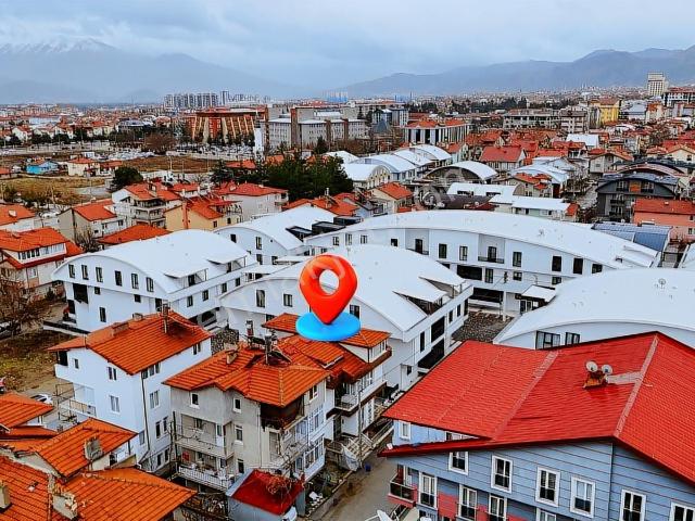 Adliye Duraklar Ve Iyaş Yakınında Kiralık 1+1 Apart Balkonlu