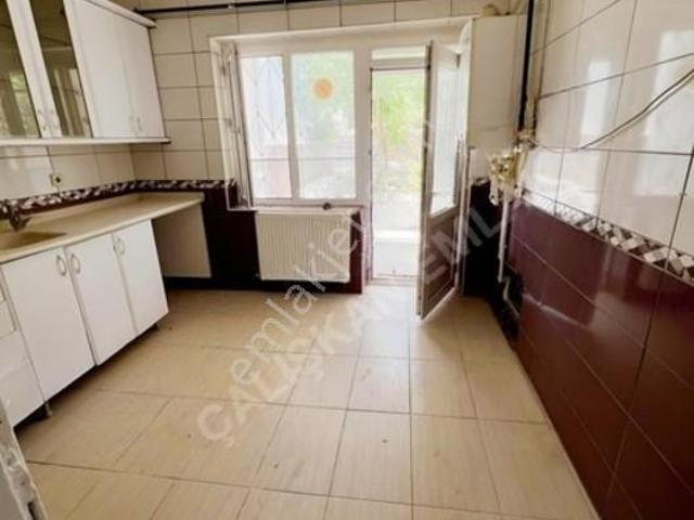 Adliye stadyum forum Avm Civarı Kiralık 3+1 Daire