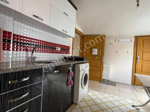 Adliye Üzeri Kiralık Eşyalı 1+1 Yakıt+net+su Dahil