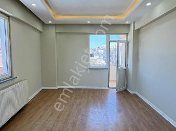 Adres'den Şeyhsinan Mah 2+1 15 Yaşında Satılık Daire