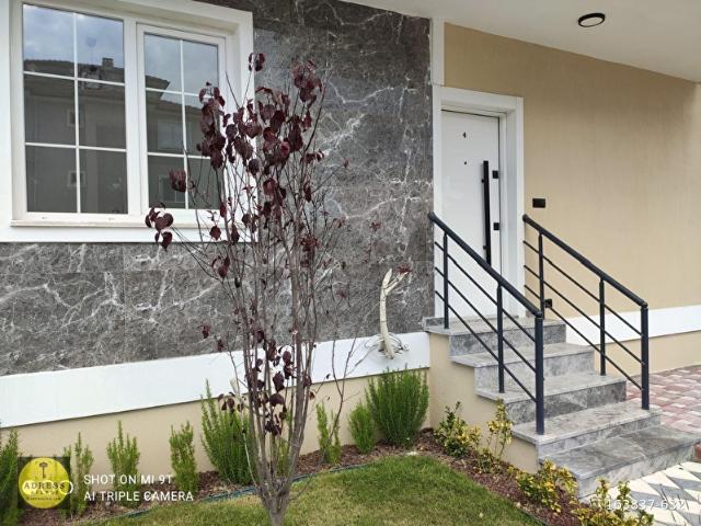 ADRESS AİLESİ`NDEN ORTACA CUMHURİYET`TE SATILIK 2+1 DAİRE