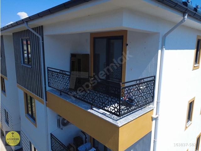 ADRESS AİLESİ`NDEN ORTACA KARABURUN`DA SATILIK 1+1 HAVUZLU DAİRE
