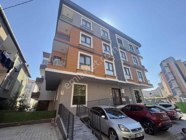 Adress Life Kaan Yıldız'dan Y.dudullu Nato Yolunda Kiralık 2+1