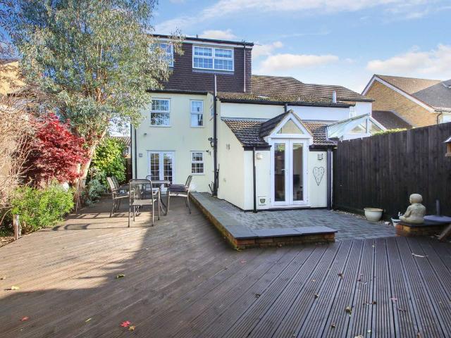 Adrian Road, Abbots Langley, Hertfordshire WD5, 4 bed semi detached house to rent, £2,100 pcm | PrimeLocation