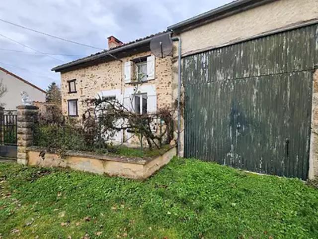 Adriers 86430 Achat / Vente maison 3 pièces t3 au dernier étage terrasse