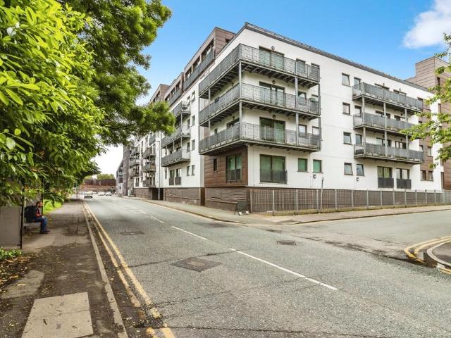 Advent 3, 1 Isaac Way, Manchester, M4 7LL, United Kingdom | 2 bed apartment for rent #137746924 | Rentberry