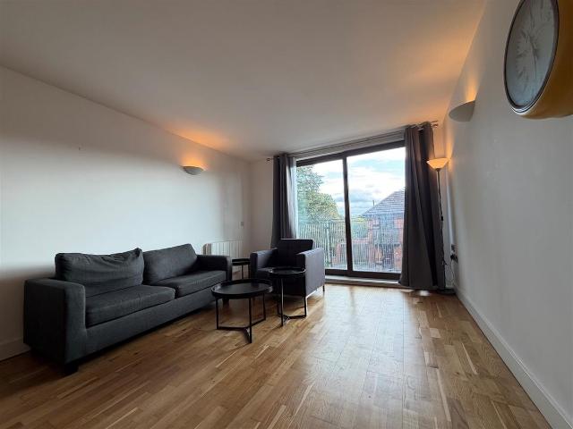 Advent 2/3, 1 Isaac Way, Ancoats M4, 2 bed flat to rent, £1,250 pcm | PrimeLocation