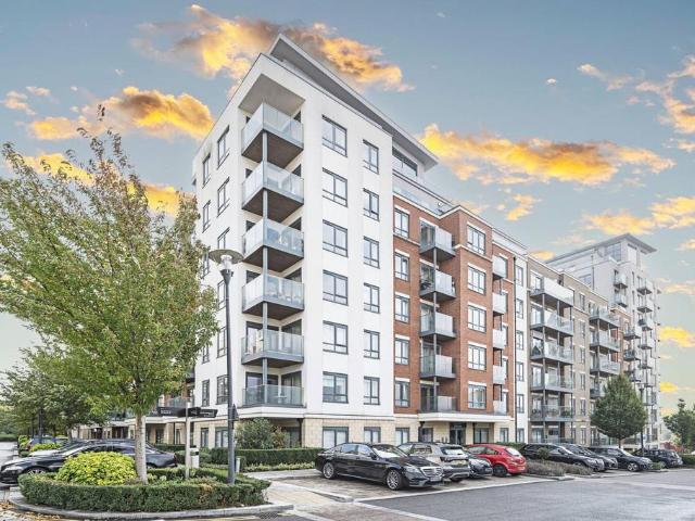 Aerodrome Road, London, NW9 5JE, United Kingdom | 5 bed apartment for rent #138775018 | Rentberry