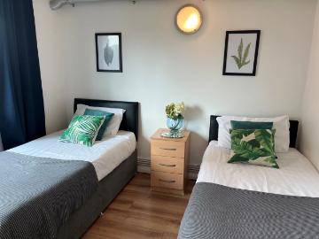 AES Angel, London Has an Apartment