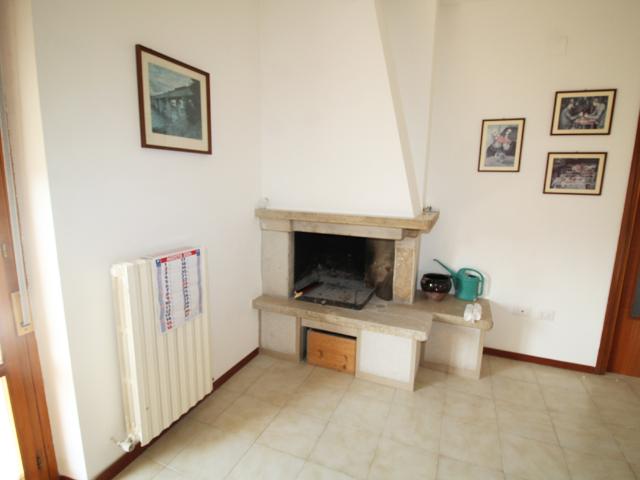 AF501 Ampio appartamento arredato Fermignano