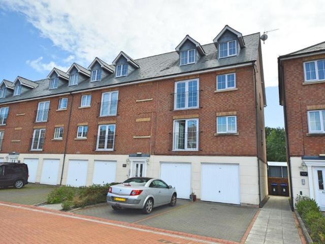 Afon Way, Newtown, Powys, SY16 1 bed flat to rent £525 pcm £121 pw