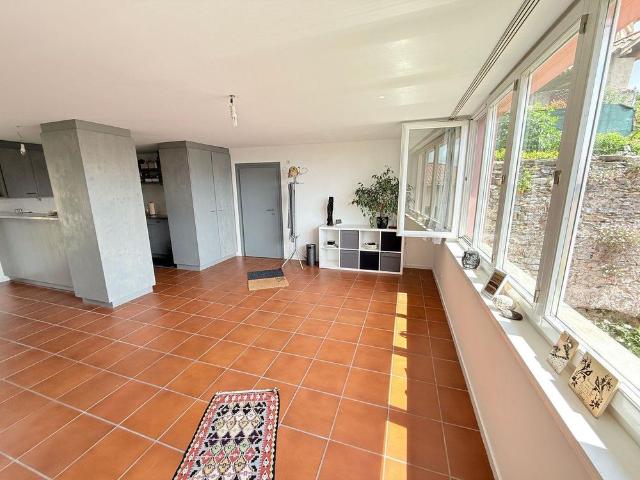Affascinante appartamento duplex di 4 locali immerso nella tranquil.