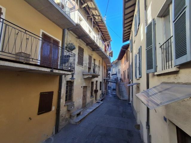 AFFARE CASE RUSTICHE DA RISTRUTTURARE A PONTE TRESA