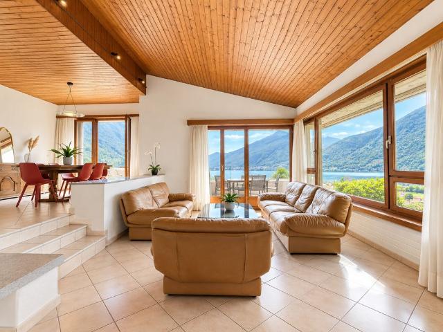 AFFITTASI 5.5 LOCALI CON GIARDINO E VISTA LAGO A MELANO
