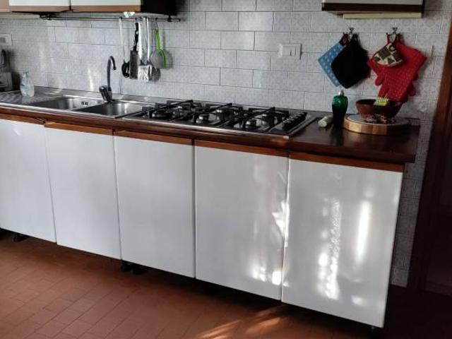 affittasi Cameretta Con Bagno e Cucina Condivisi