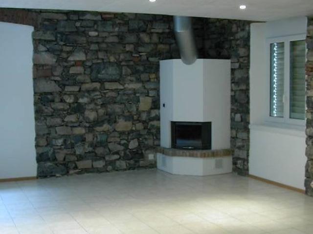 AFFITTASI CASA A MENDRISIO