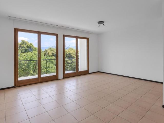 AFFITTASI CASA DI 5.5 LOCALI CON 2 TERRAZZE A VERNATE