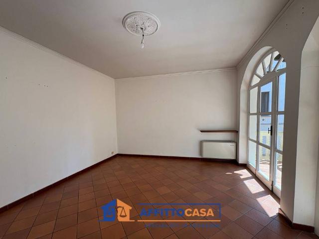 Affittasi casa indipendente a Carmagnola via Dante Alighieri, 1