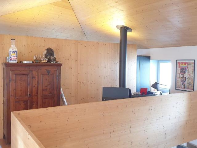 AFFITTASI a BARBENGO, LOFT PT e mansardato molto luminoso