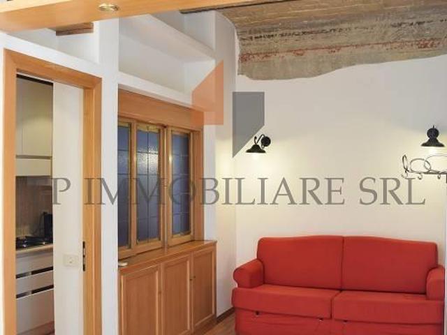 Affittasi Appartamento, Monolocale in affitto in Borgo Vittorio, Roma Annunci Roma, Zona Borgo Rif.626048
