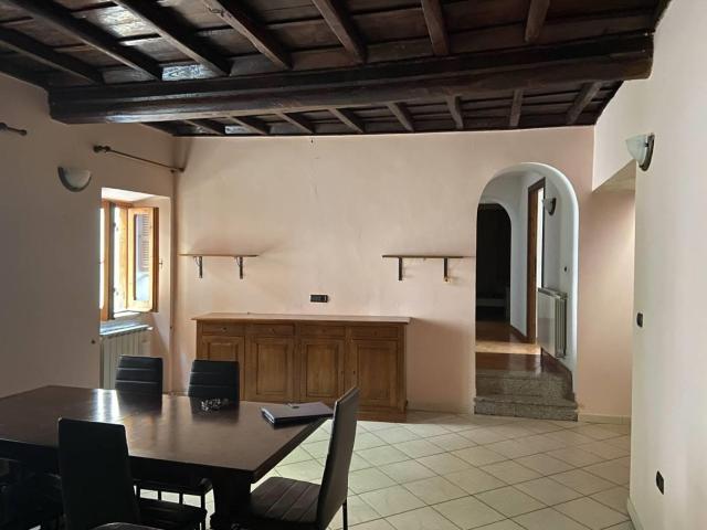 Affittasi Appartamento, Montecompatri centro storico Annunci Monte Compatri Roma Rif.625573
