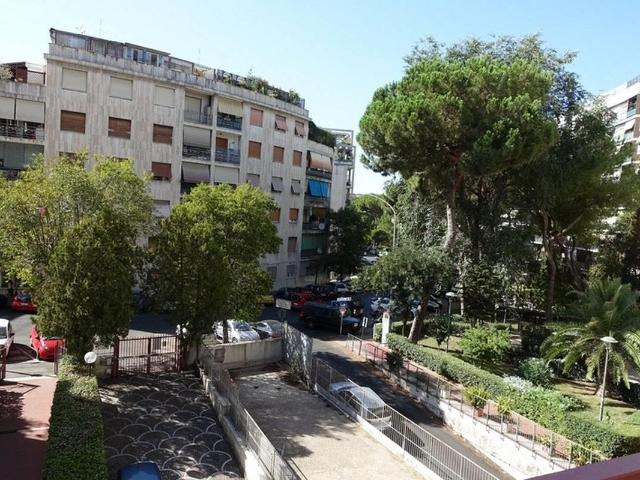 Affittasi Appartamento, MONTEVERDE Annunci Roma Roma Rif.646524